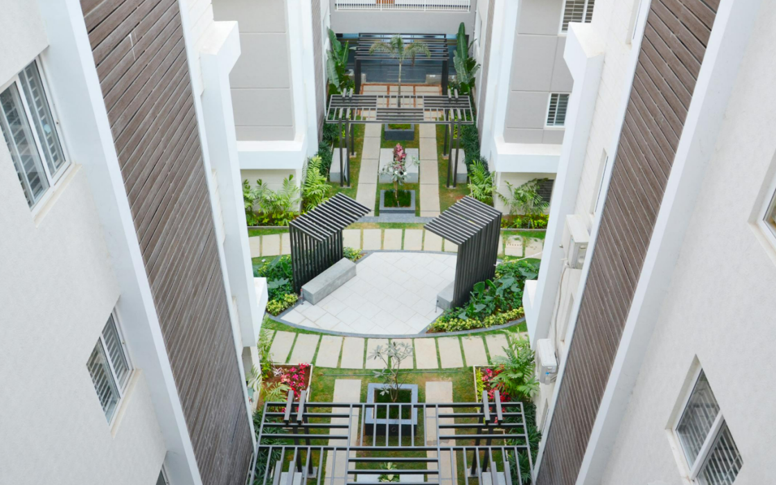 AR87 Hyd Apartment